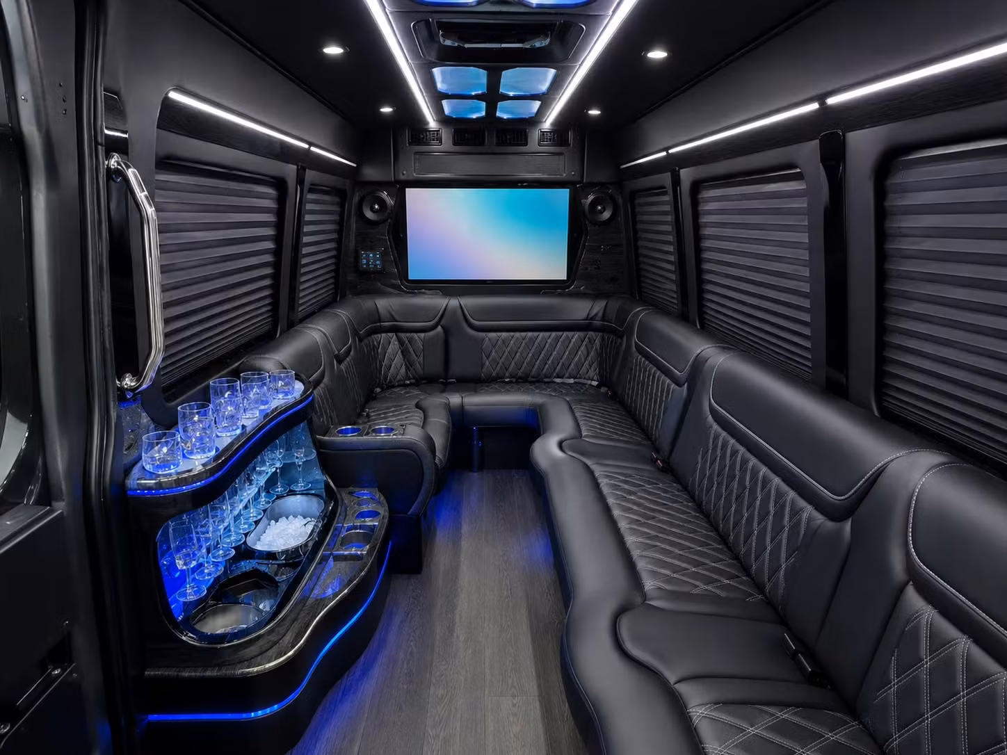 sporting event and concert bus rentals in west palm beach